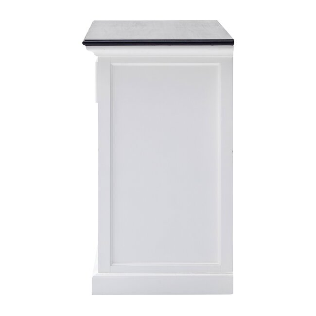 Sideboard Halifax Contrast – Platzsparendes Design mit Schiebetüren