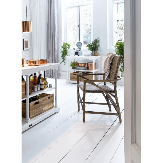 Rattan-Stuhl „Countess“ – Filigrane Linienführung & Handgeflochtene Kunst