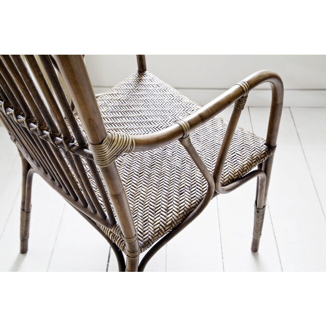 Rattan-Stuhl „Duke“ – Zeitlose Eleganz und Puristisches Design