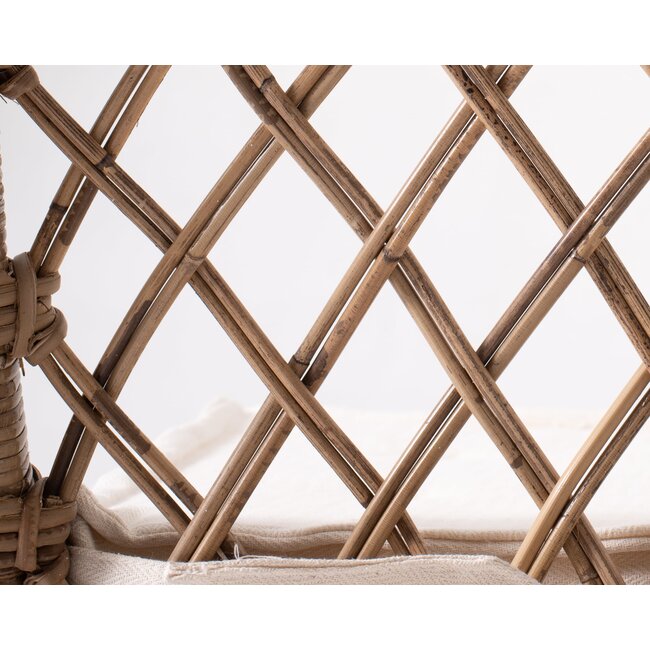 Rattan-Esszimmerstuhl – Romantische Ästhetik und Handgeflochtener Komfort