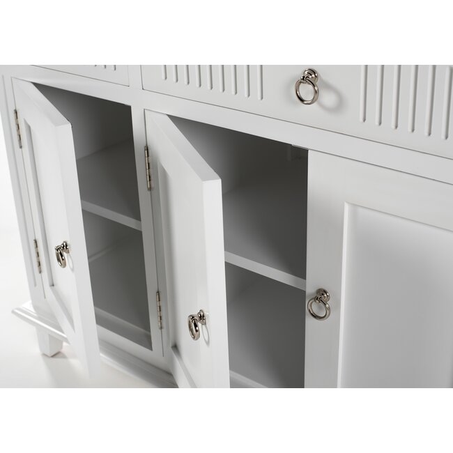 Buffetschrank mit 4 Türen und 3 Schubladen Landhaus-Eleganz in Weiß
