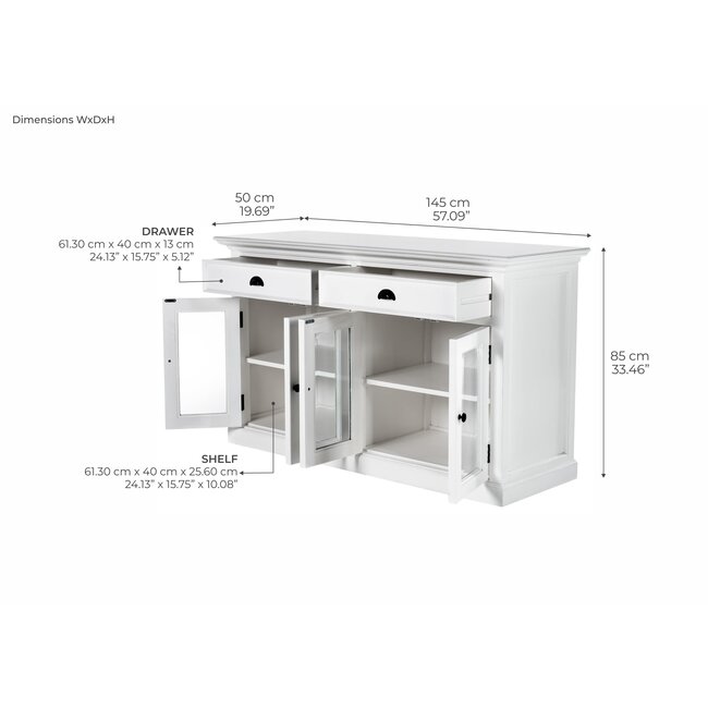 Klassisches Buffet mit Glastüren