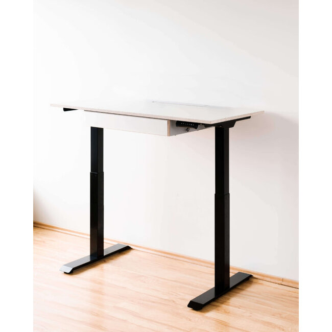 Elektrisch höhenverstellbarer Schreibtisch HITIH