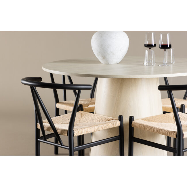 5-tlg. Lanzo Tisch und Alfons Stühle – Modern und Natürlich
