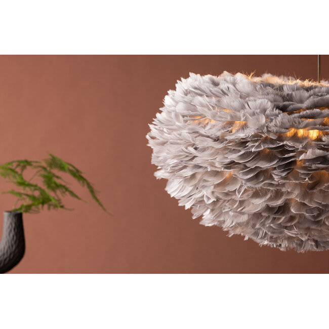 Design-Deckenleuchte Nicola – Graue Federpracht