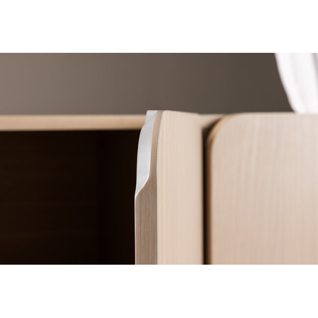 Sideboard Tyresö – Skandinavische Eleganz in Eiche Hell