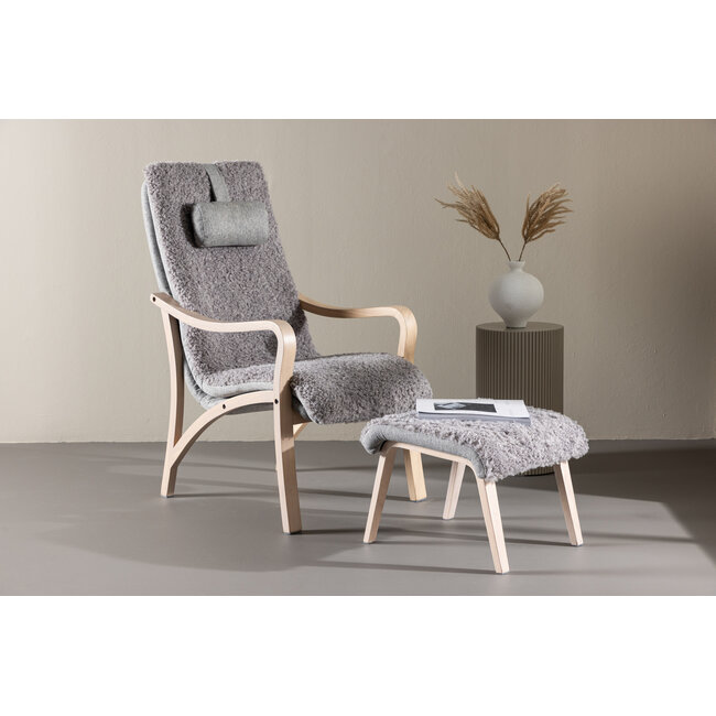 Loungesessel Fårö – Skandinavische Raffinesse mit Hocker & Nackenkissen