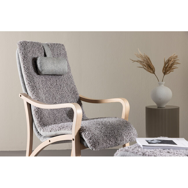 Loungesessel Fårö – Skandinavische Raffinesse mit Hocker & Nackenkissen