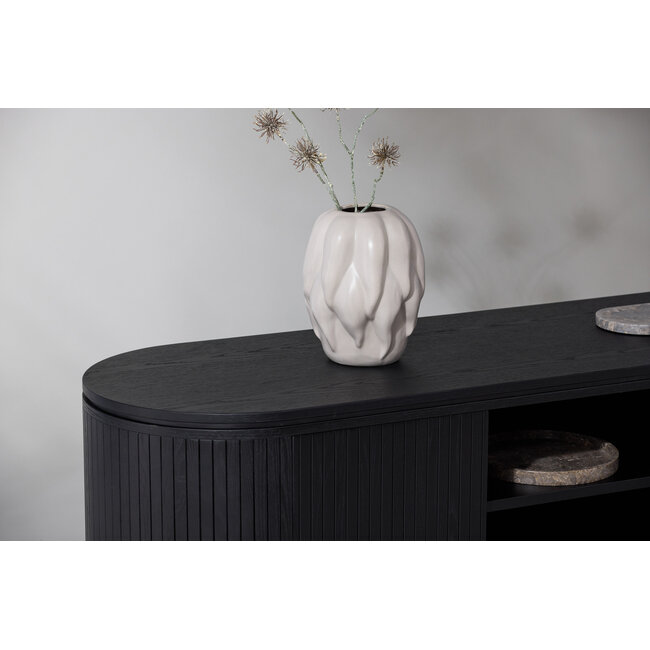 TV-Board Fjällbacka – Skandinavisches Design in schwarzer Eiche