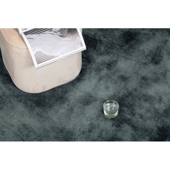 Runder Teppich Undra – Seidiger Glanz in luxuriösem Waldgrün