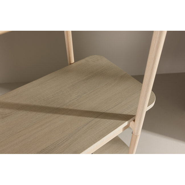 Standregal Heim – Naturnahe Eleganz in Whitewash & Beige