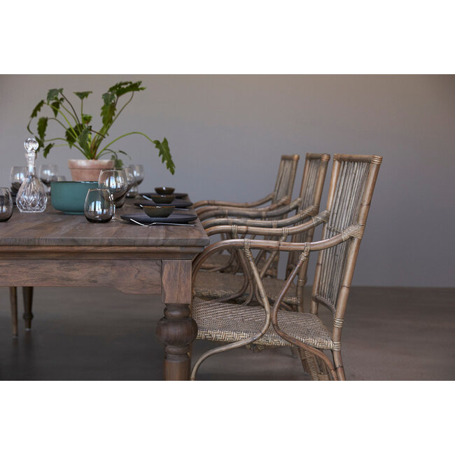 Rattan-Stuhl „Duke“ – Zeitlose Eleganz & Puristisches Design