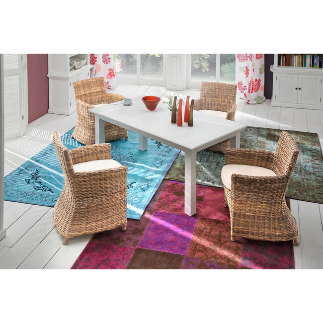 Bishop Chair – Skulpturales Design & Handgewebtes Rattan