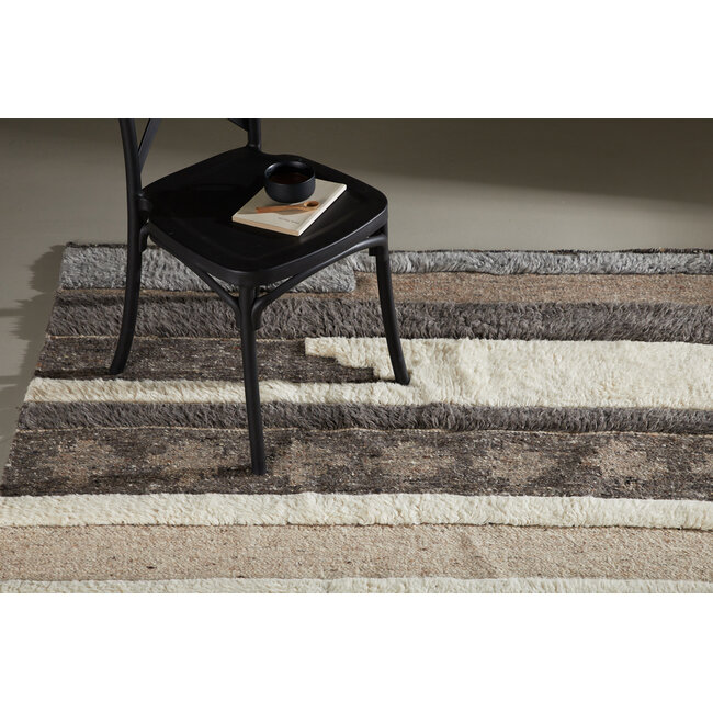 Wollteppich Vincent – Abstrakte Kunst für Ihren Boden