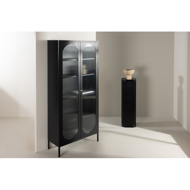 Glasschrank Lima – Industrieller Chic mit gewelltem Glas