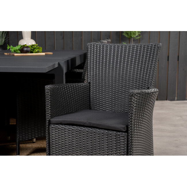 9-tlg. Essgruppe Marbella & Knick – Platz für die ganze Familie