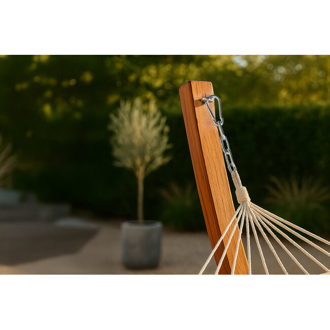 Hedvig Hängematte – Pompöser Luxus für Ihre persönliche Sommeroase