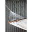 Gartenliege Hedvig Offwhite – Großzügige Outdoor-Sonnenliege aus Polyester und Akazienholz, Breite 140 cm, Länge 200 cm