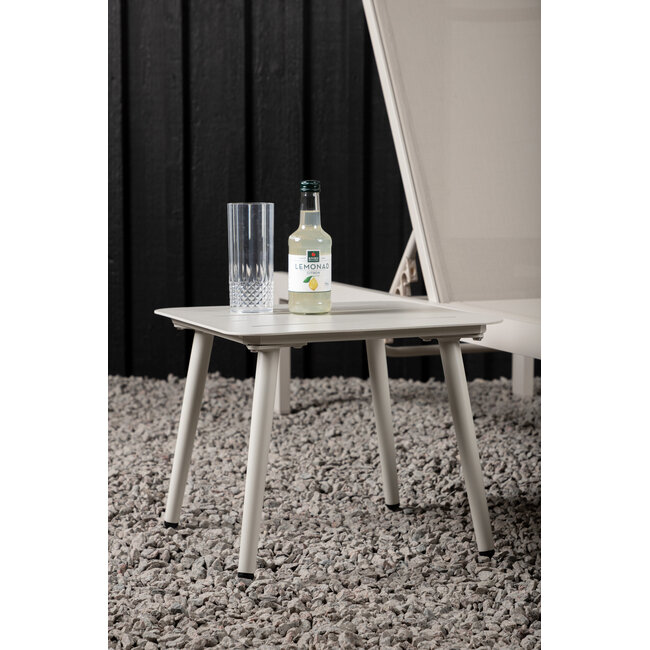 Gartentisch Lina Beige – Robuster Mittelpunkt im Garten