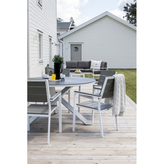 Esstisch Copacabana – Moderner Mittelpunkt für Ihre Terrasse