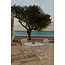 Kenya Garten-Essgruppe Whitewash – Kenya Rundtisch Ø120 cm Teakholz (3 cm, wasserbasiertes Finish) + Kenya Dining-Sessel Teakholz, klappbar, bis 150 kg, 4 Personen