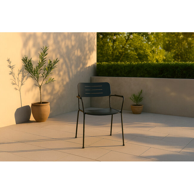 7-tlg. Garten-Essgruppe Break & Nicke – Skandinavische Geradlinigkeit für Ihre Terrasse