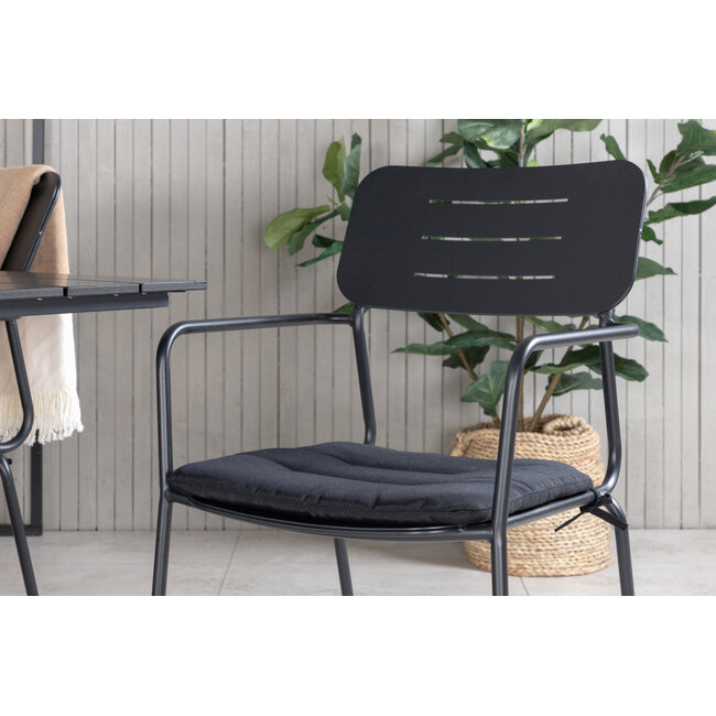 7-tlg. Garten-Essgruppe Break & Nicke – Skandinavische Geradlinigkeit für Ihre Terrasse