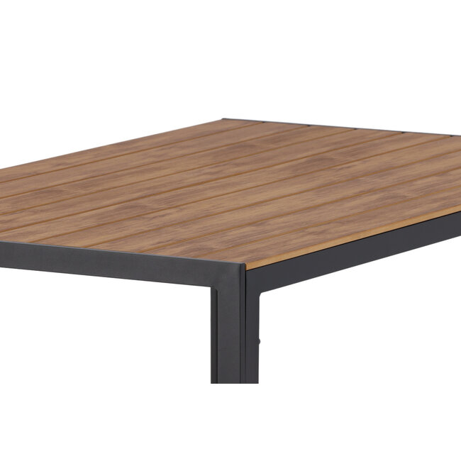 5-teilige Garten-Essgruppe Break & Copacabana Tiefschwarz – Break Esstisch 150×90 cm Aintwood (6 cm) + 4 Copacabana Alu-Stapelsessel Textilene Schwarz, bis 110 kg