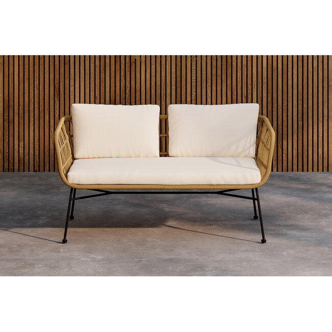 Isola Lounge-Sofa – Natürlicher Charme trifft auf modernes Design