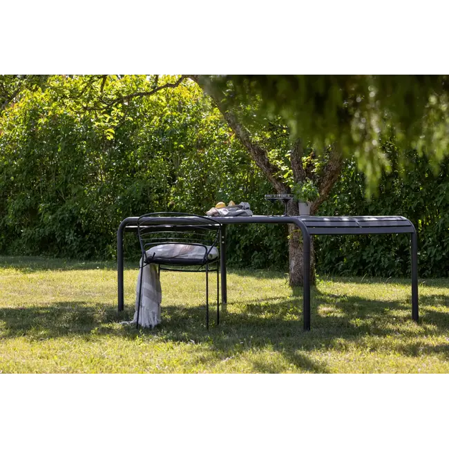 Outdoor Esstisch Borneo (200 x 100 cm) – Skandinavisches Aluminium-Design in Schwarz/Anthrazit