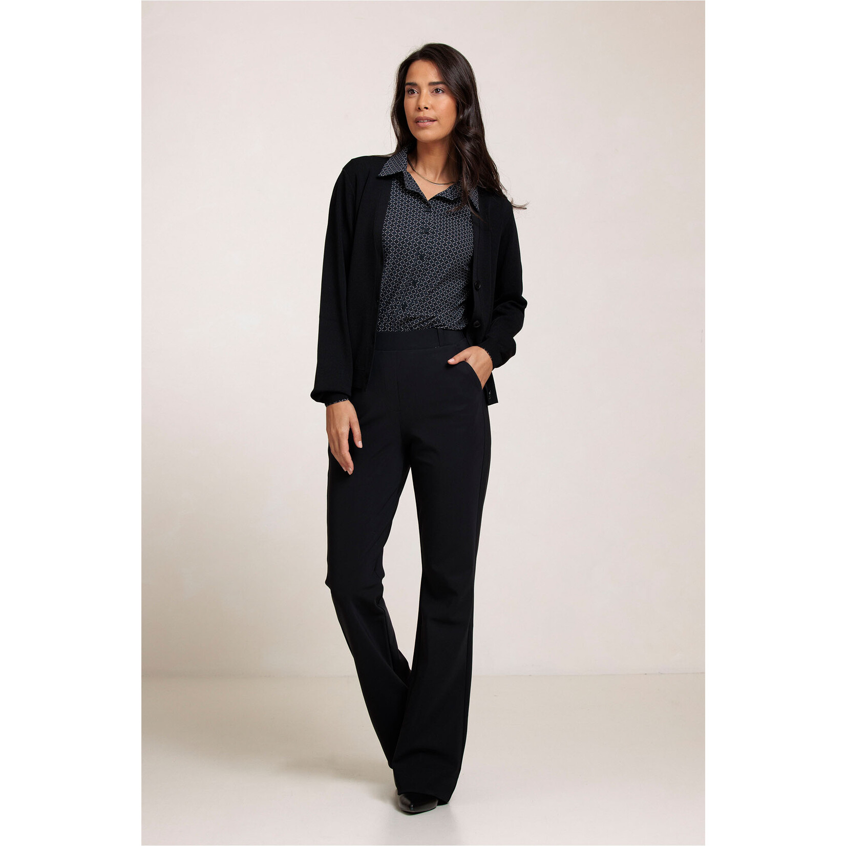 @Work by Studio Anneloes  Baarn cardigan