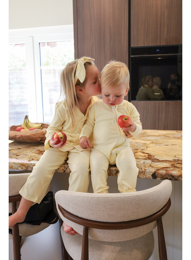 Babysuit zipper butter yellow