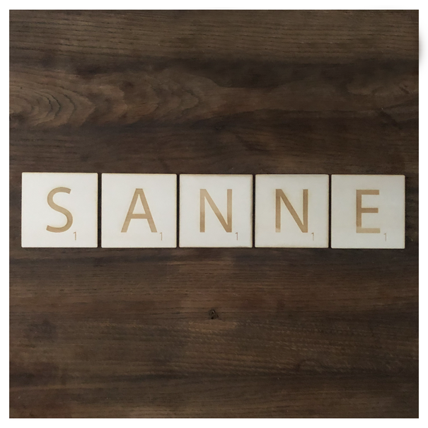 Vorm met deze houten letters je eigen woord ter decoratie