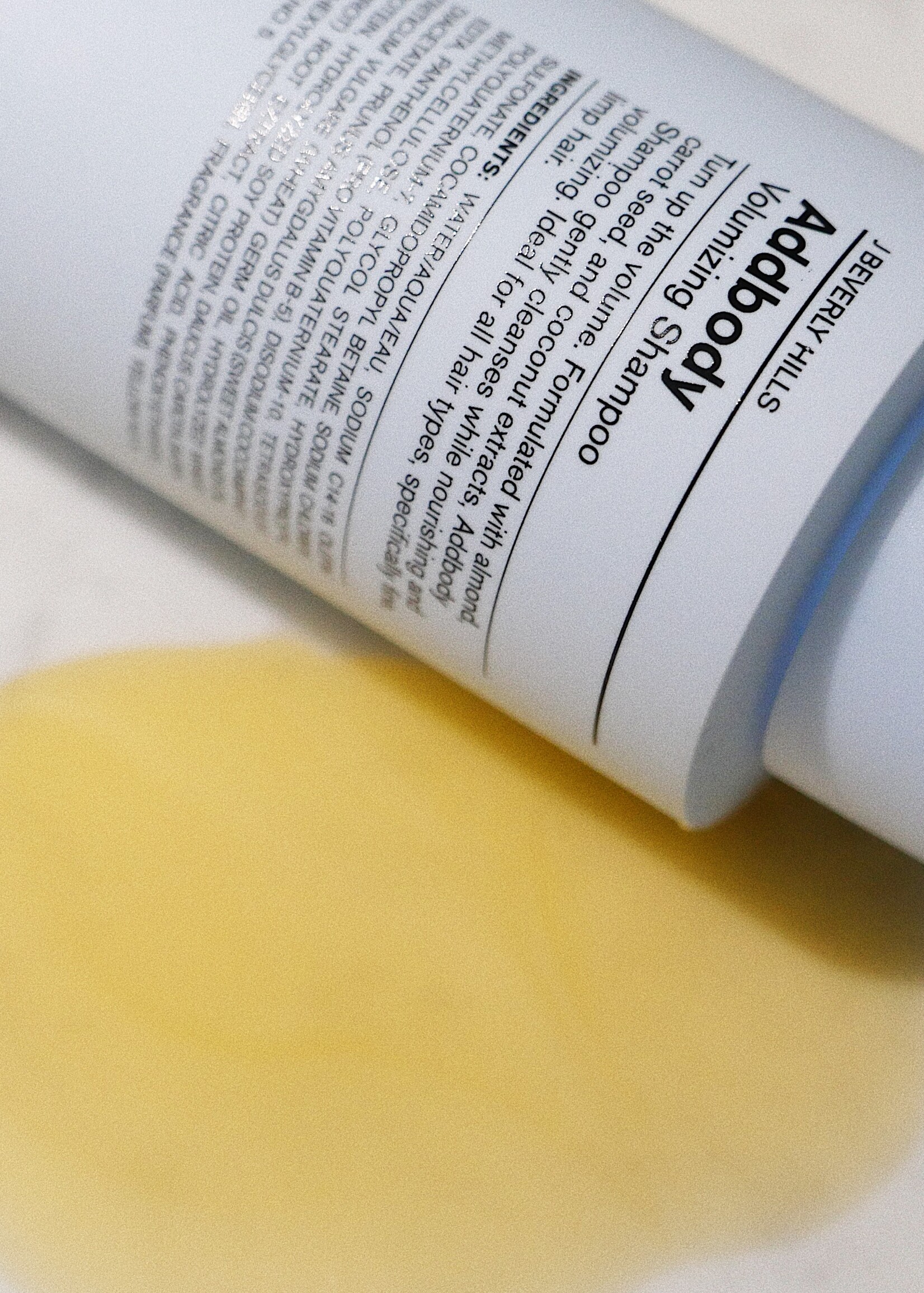 J BEVERLY HILLS  Addbody Shampoo