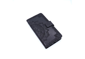 Apple iPhone 11 Boekhoesje Mandela Zwart