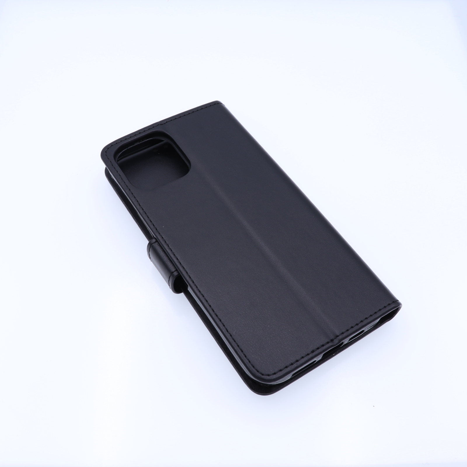 Apple iPhone 12 Pro Max Boekhoesje Mandela Zwart