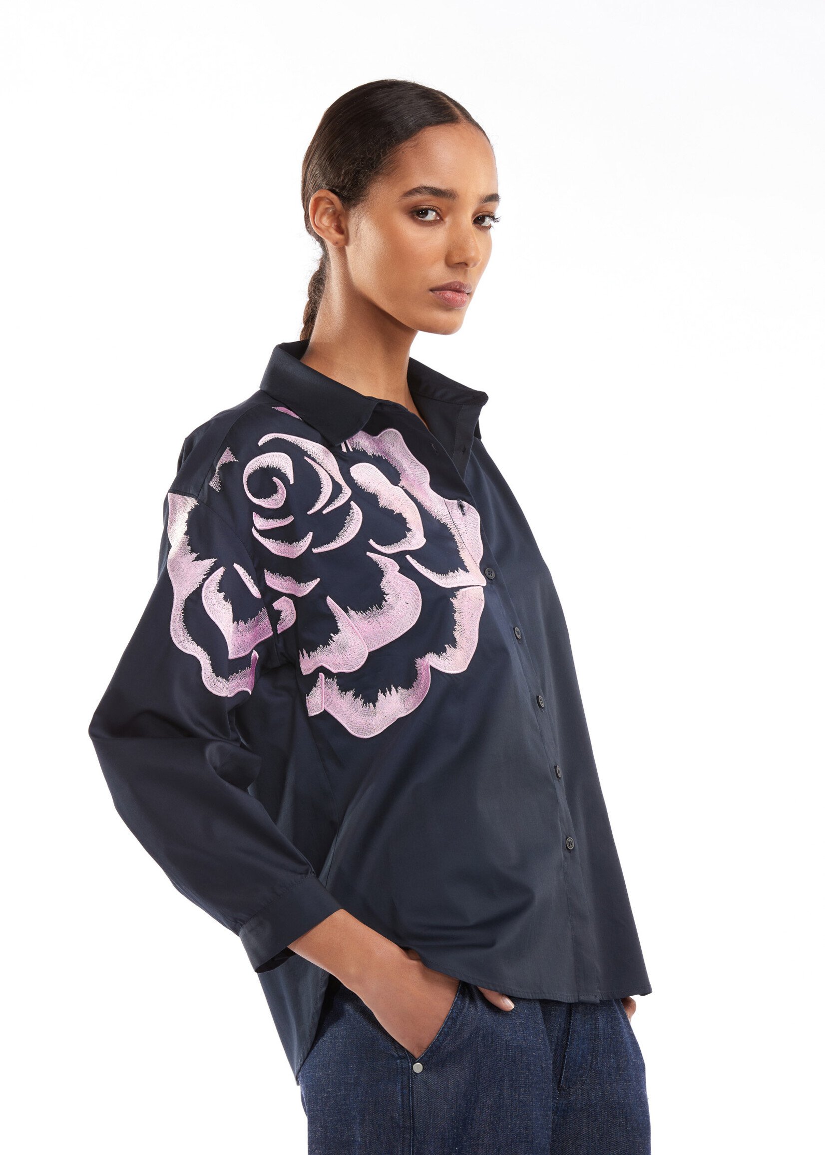 Bloes Luus Navy