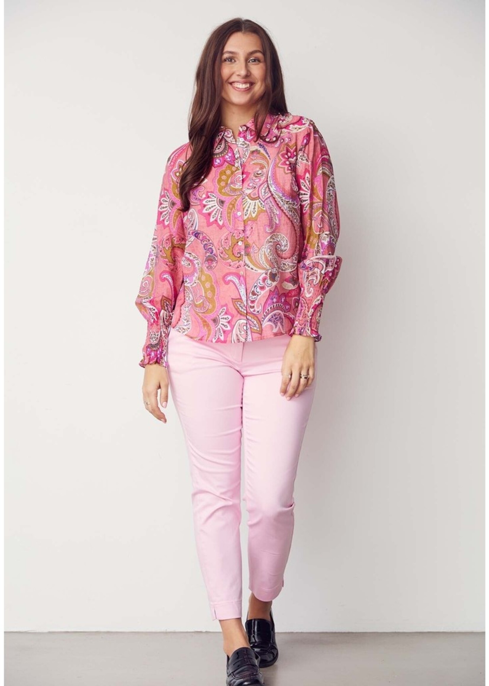 I Say Lotta Smok bloes Rose Paisley