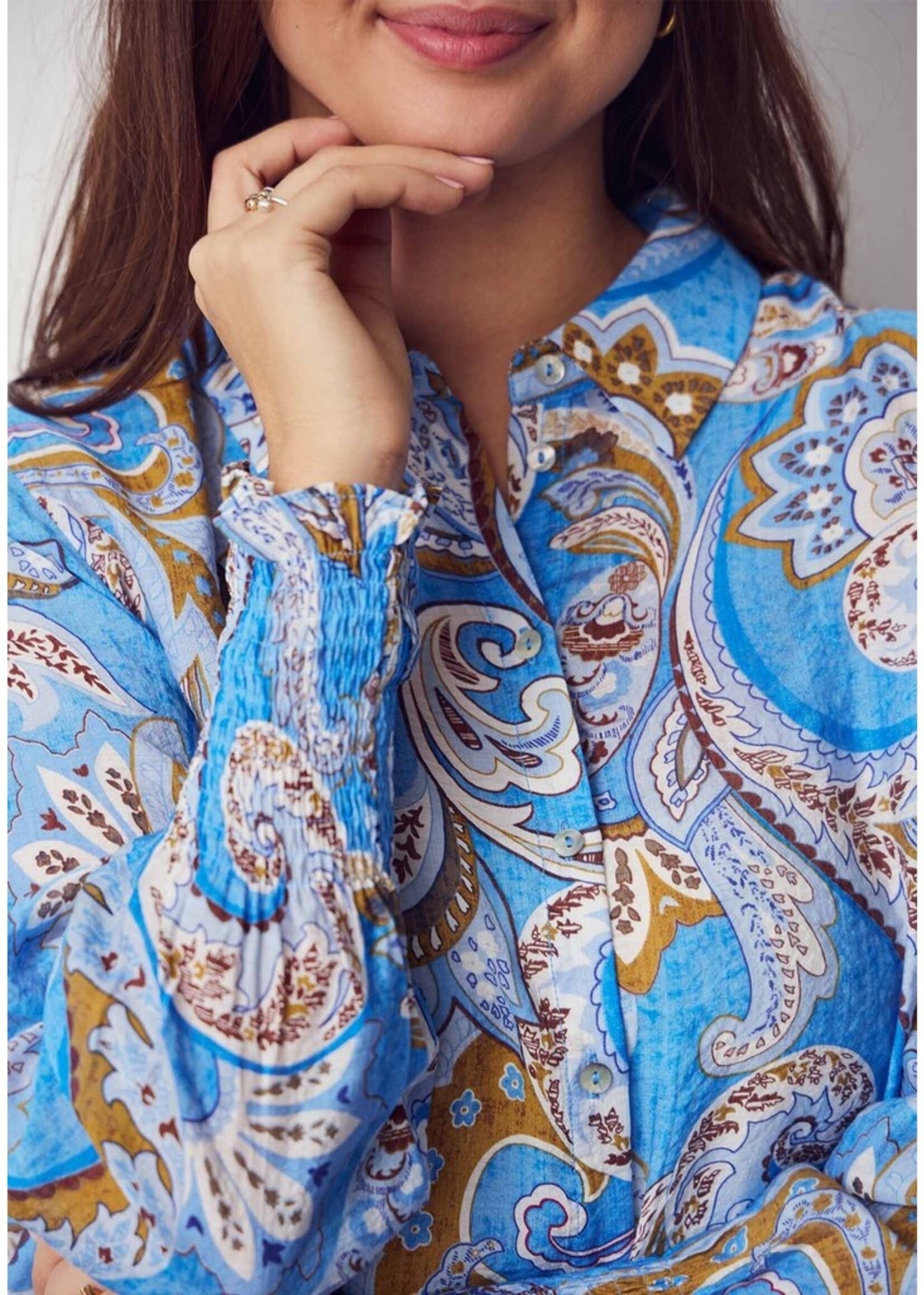 I Say Lotta Smok bloes Blue Paisley