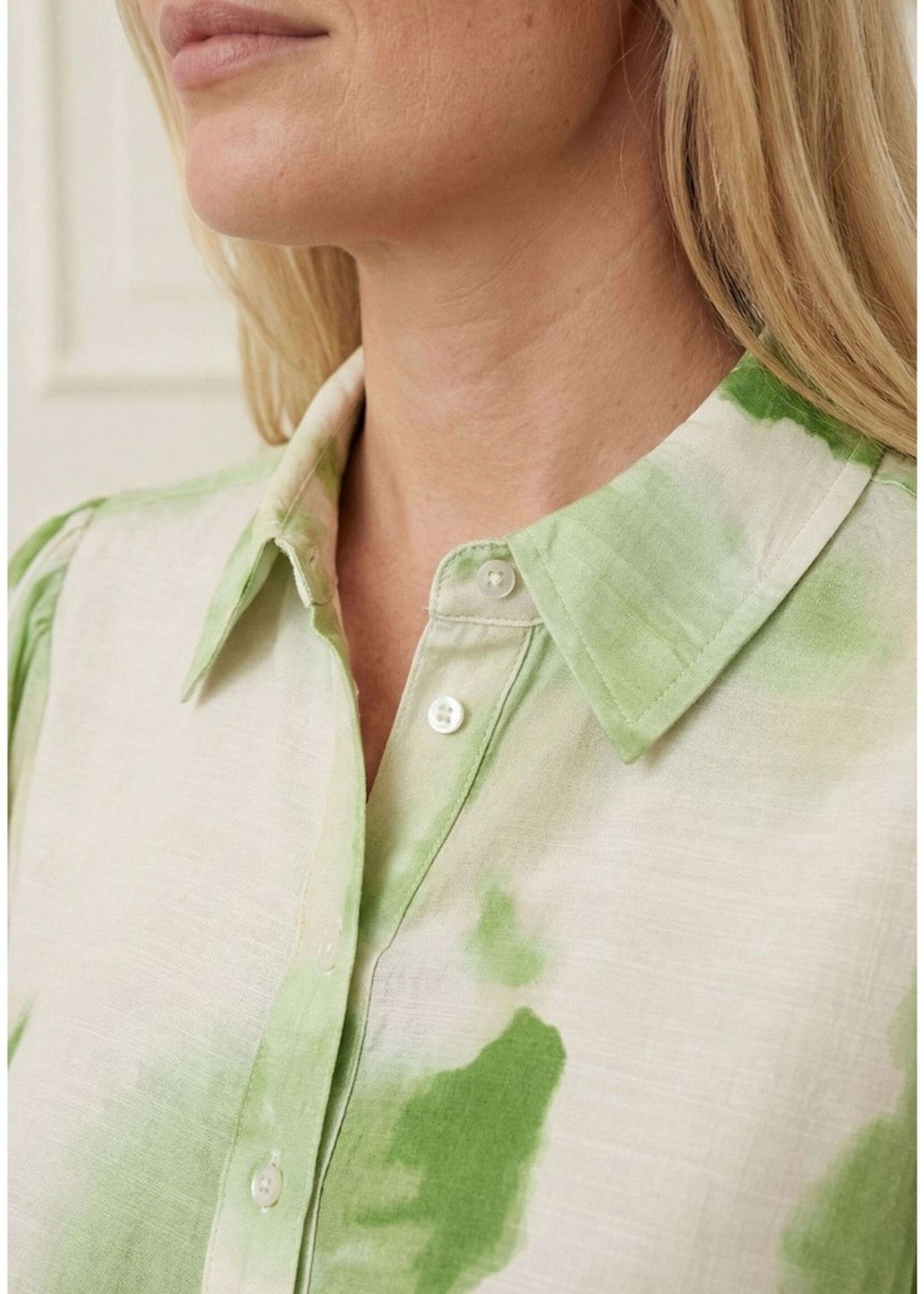 I Say Ane Placket Blouse Green