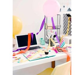 Kantoorfeest in een doos Kantoorfeest in een doos