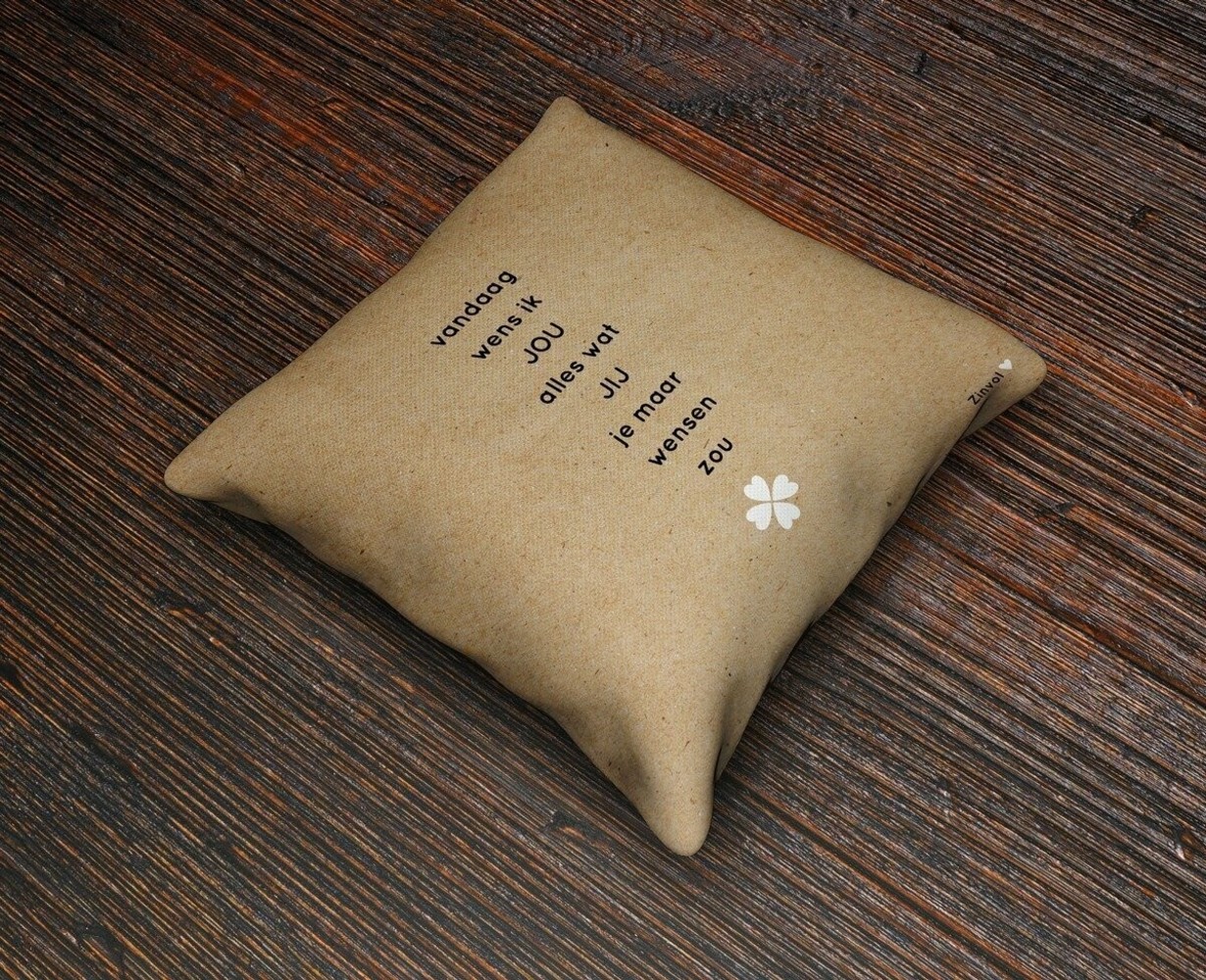 Cushion cover with Quote