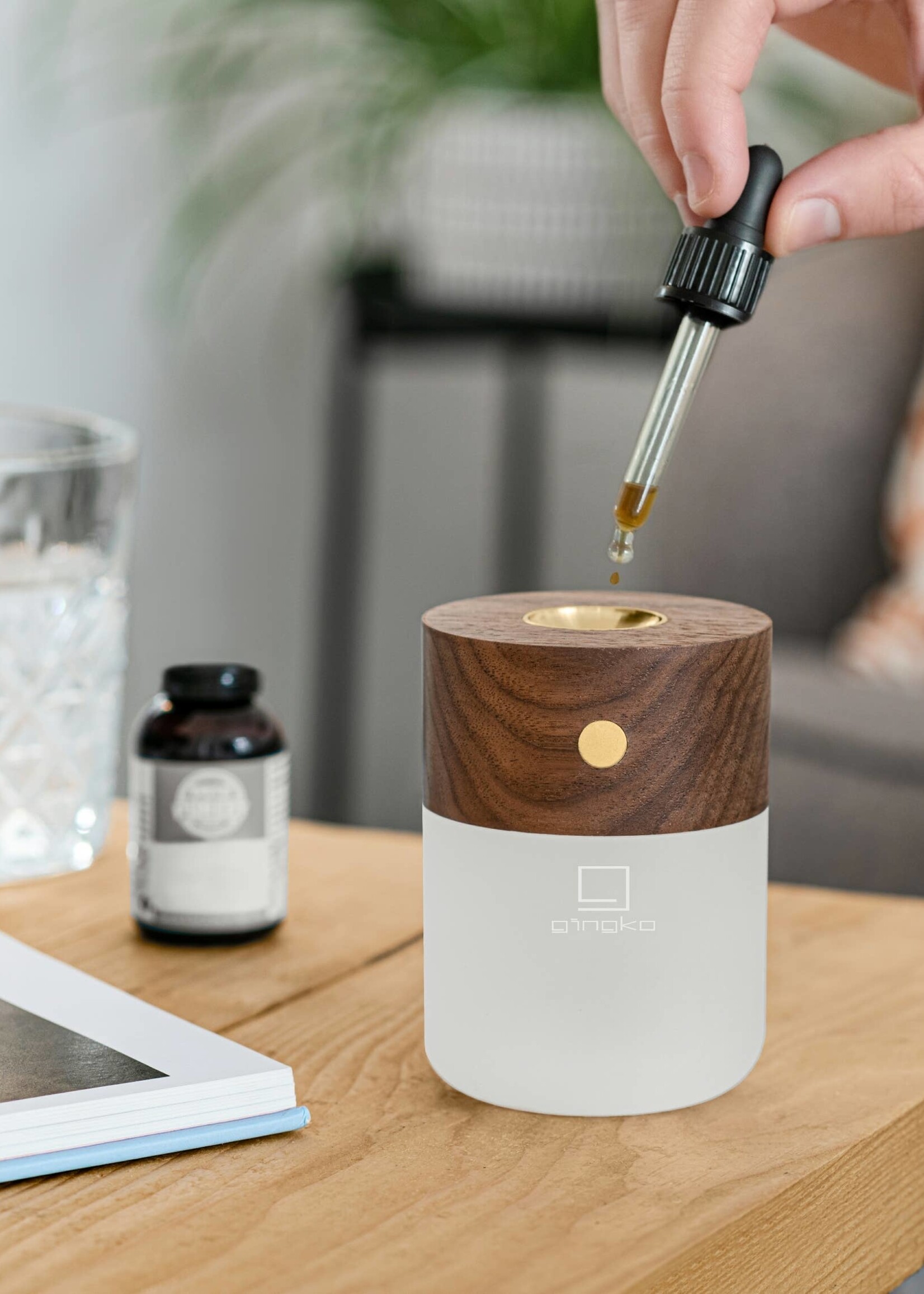 Smart Diffuser Lamp  Walnut