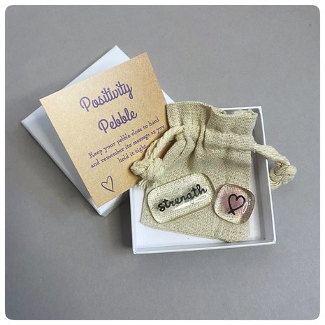 Kracht Positiviteit Pebble set