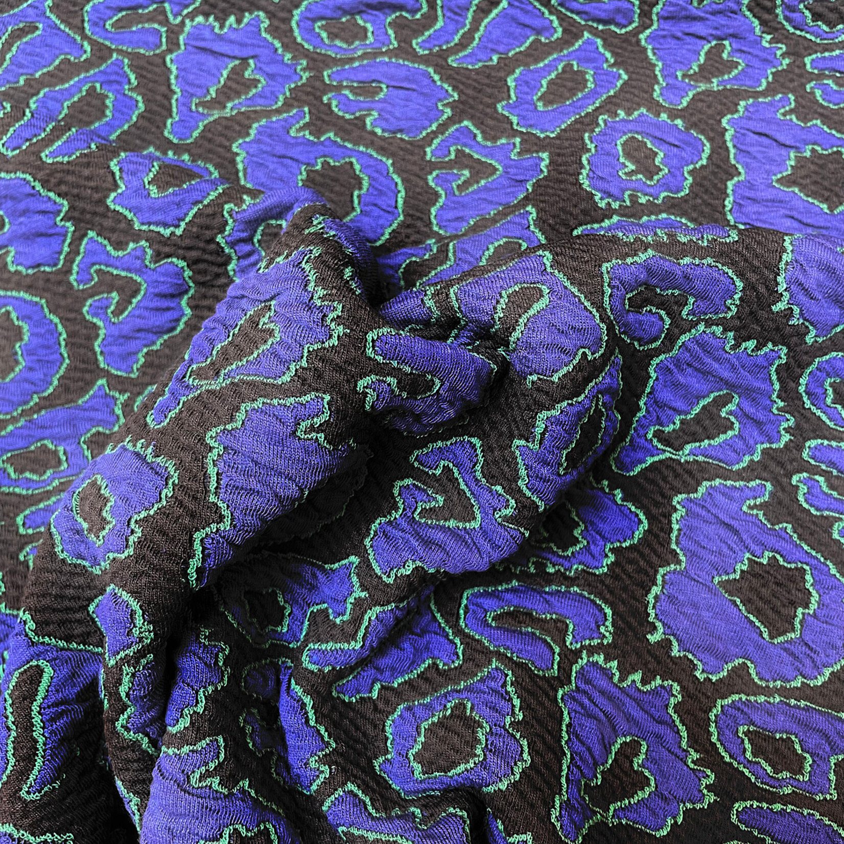 A la Ville Tricot Dora