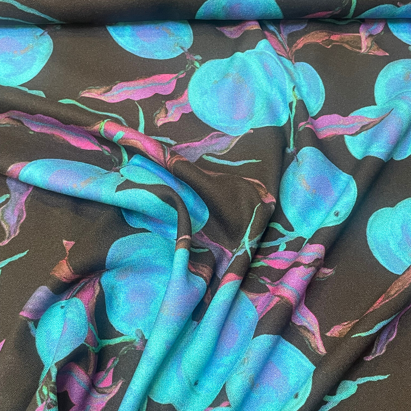 A la Ville Viscose Lola