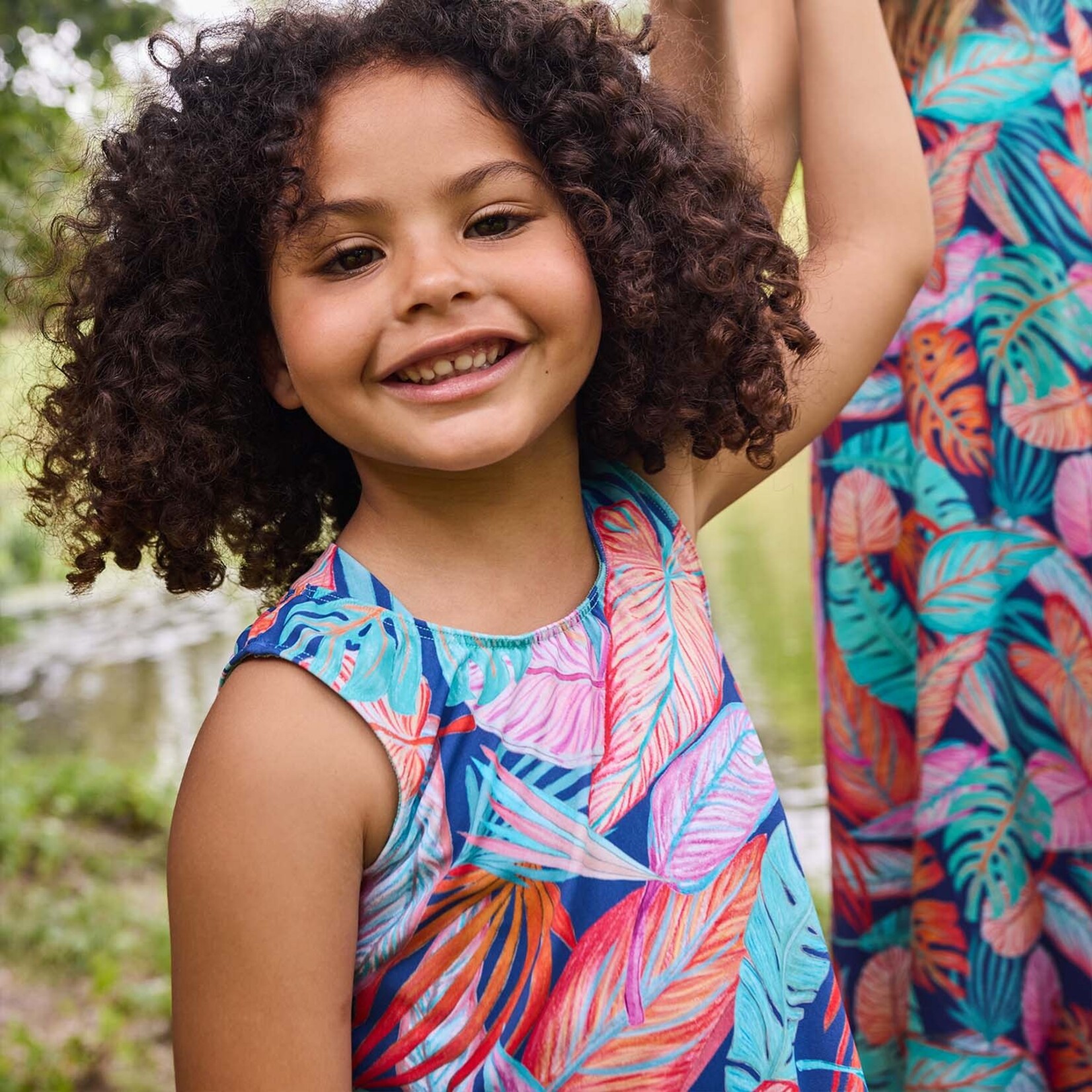 Katia Fabrics Zwempakstof Tortoise Leaves