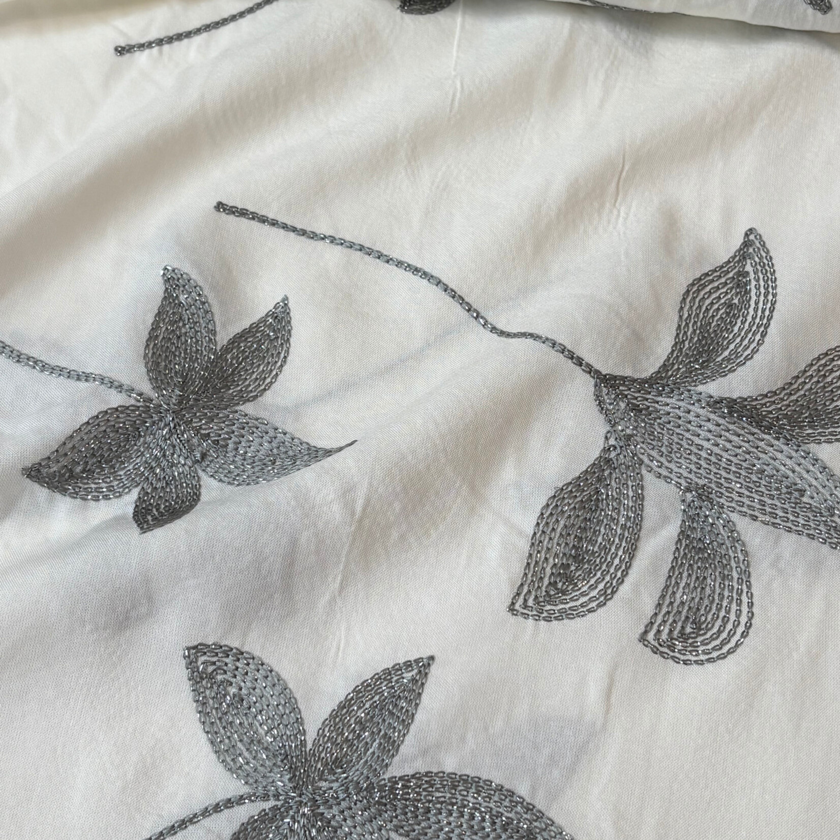 A la Ville COUPON 80cm - Rayon Silver Flower - A la Ville