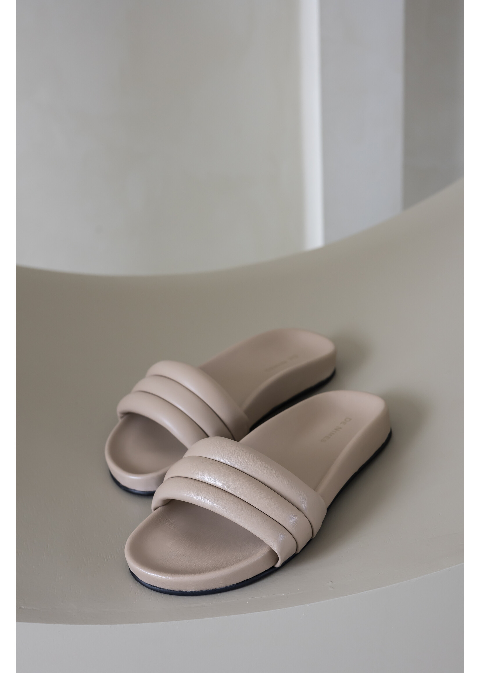 De Nimes Moon Slipper Nude