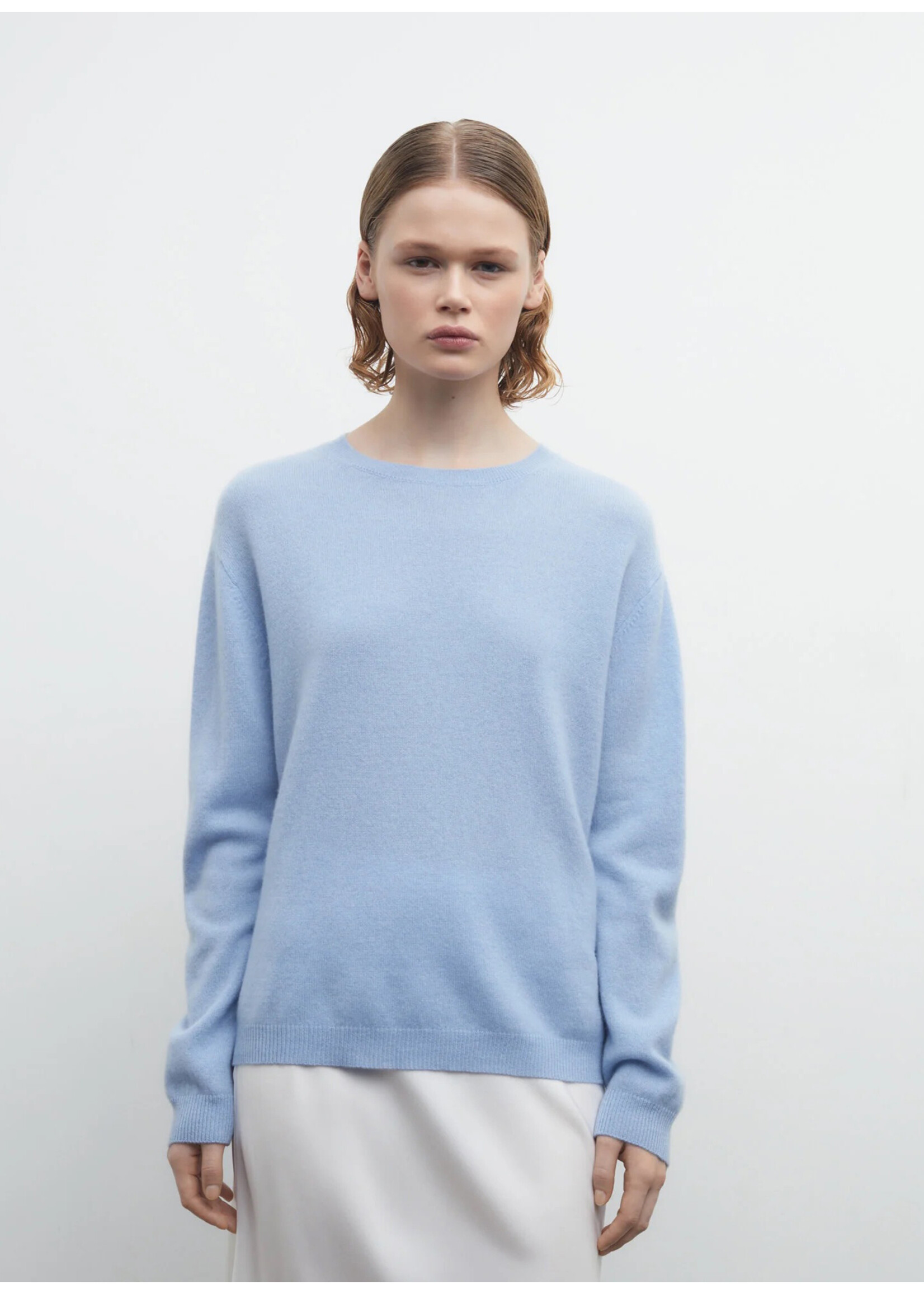 People's Republic of Cashmere Women's Boxy O-Neck Light Blue